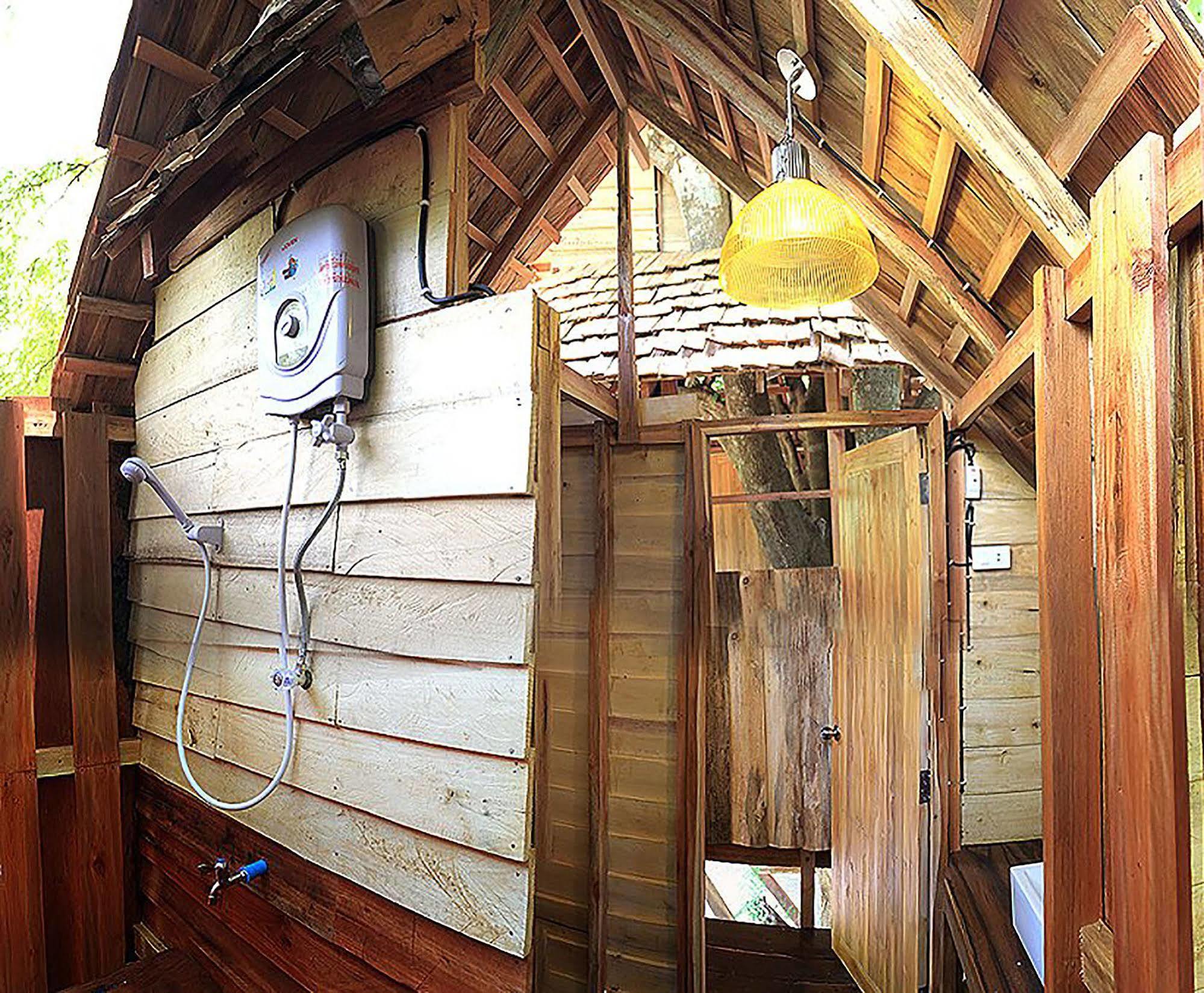 Rabeang Pasak Treehouse Resort Chiang Mai Exterior photo