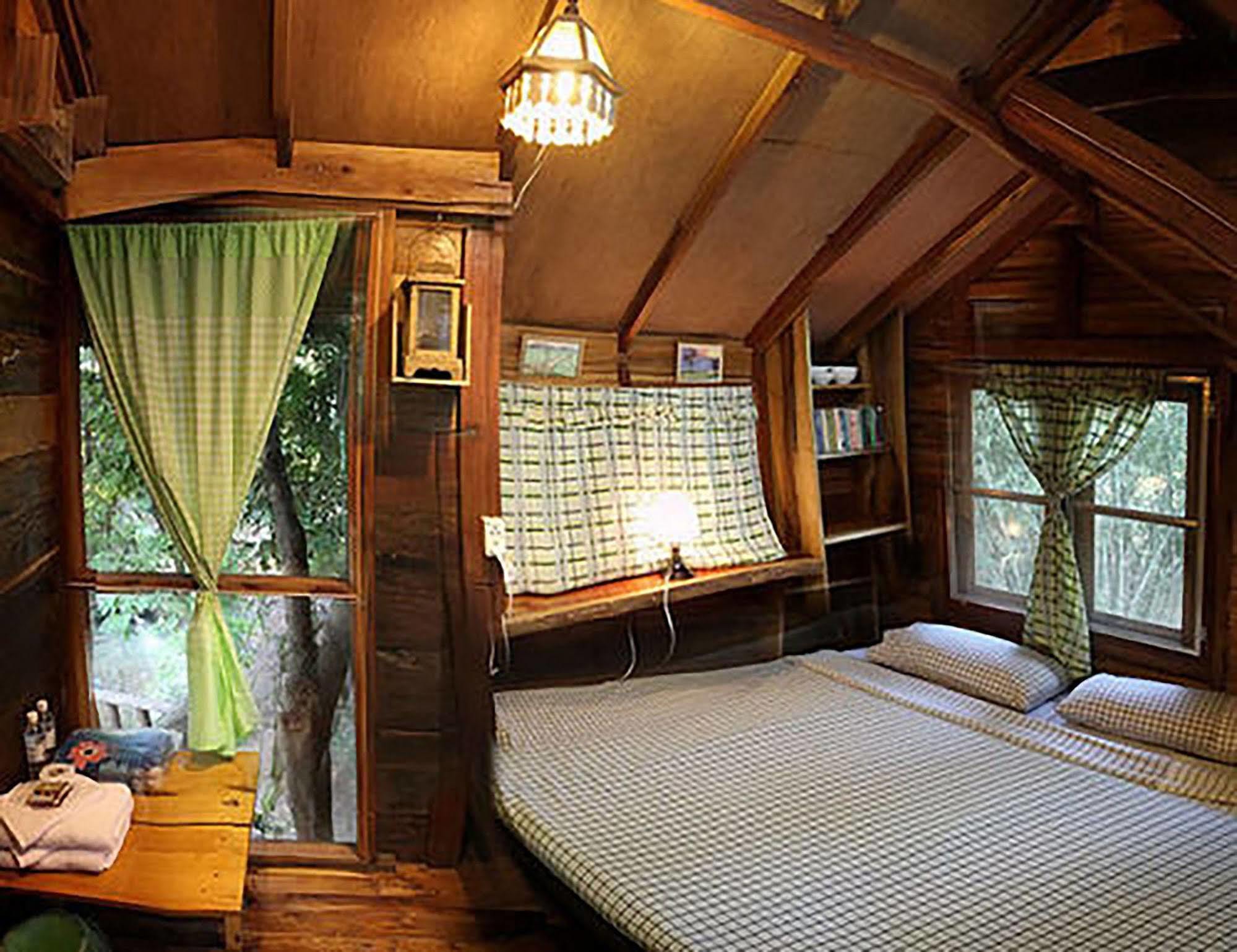 Rabeang Pasak Treehouse Resort Chiang Mai Exterior photo