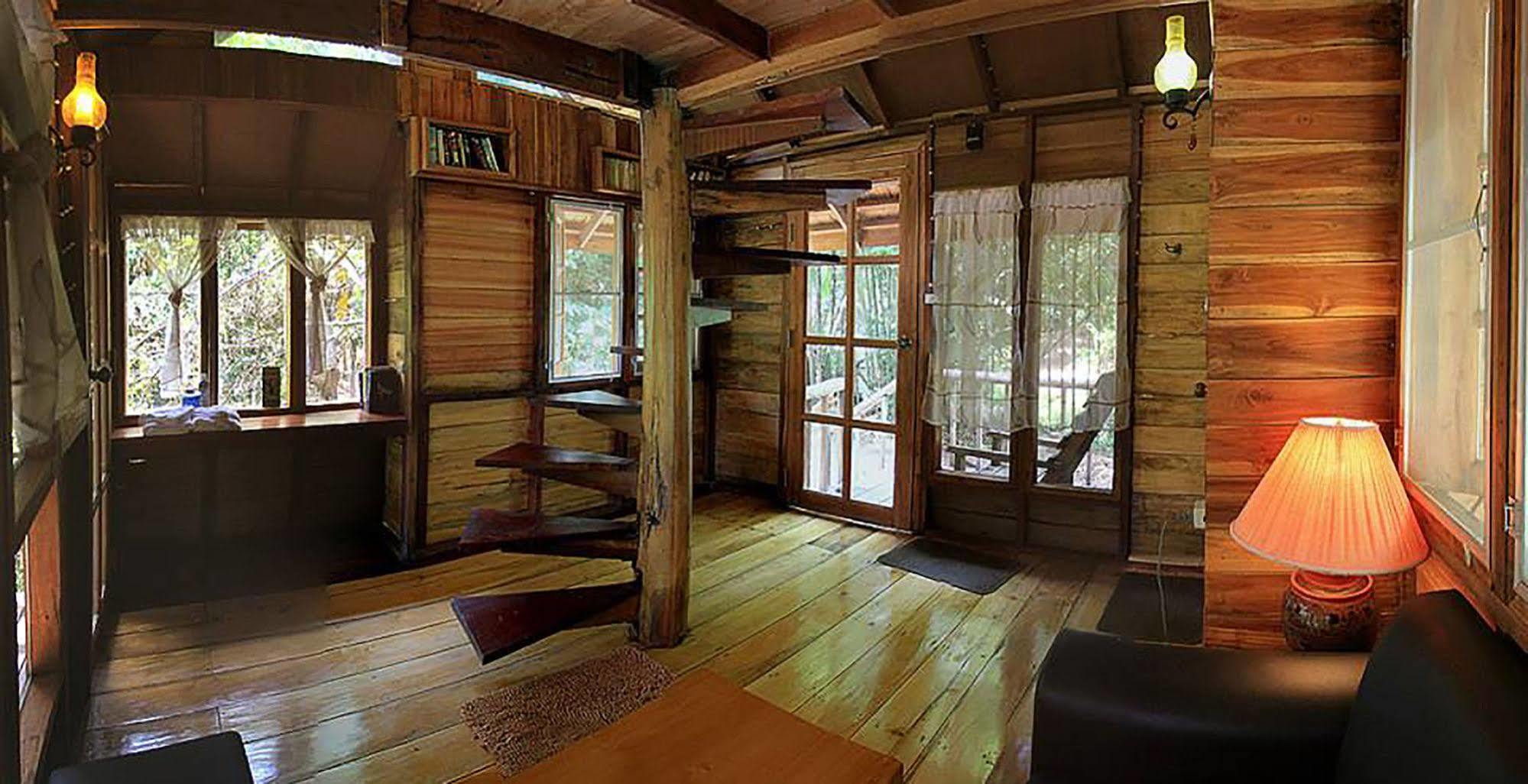 Rabeang Pasak Treehouse Resort Chiang Mai Exterior photo